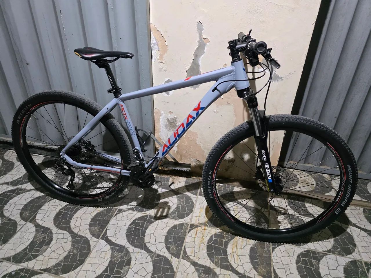 Bicicleta aro 29 ADX 100