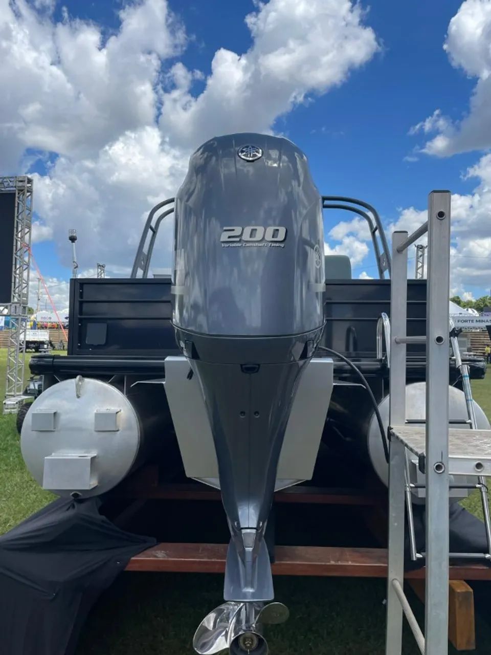 PONTOON P25 - 7500 - Foto 2