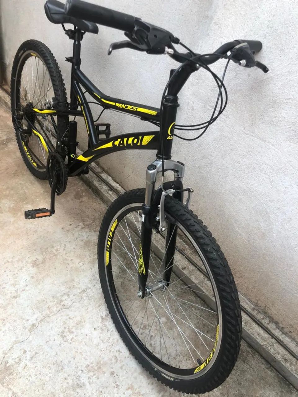 Bicicleta aro 26 semi nova - Foto 2