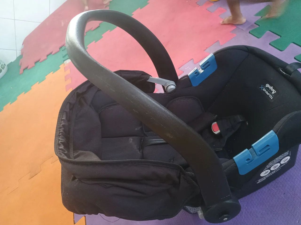 Cadeirinha de bebê para carro. Marca Burigotto.  - Foto 2