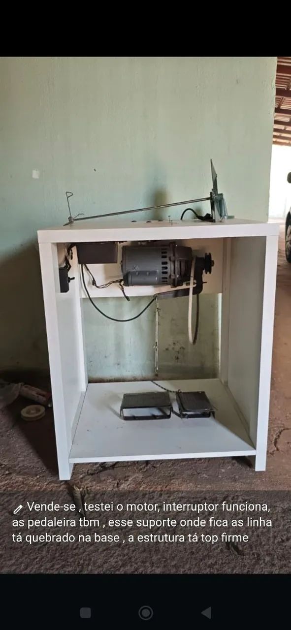 Motor industrial Máquina de costura com Mesa e pedal - funcionando 