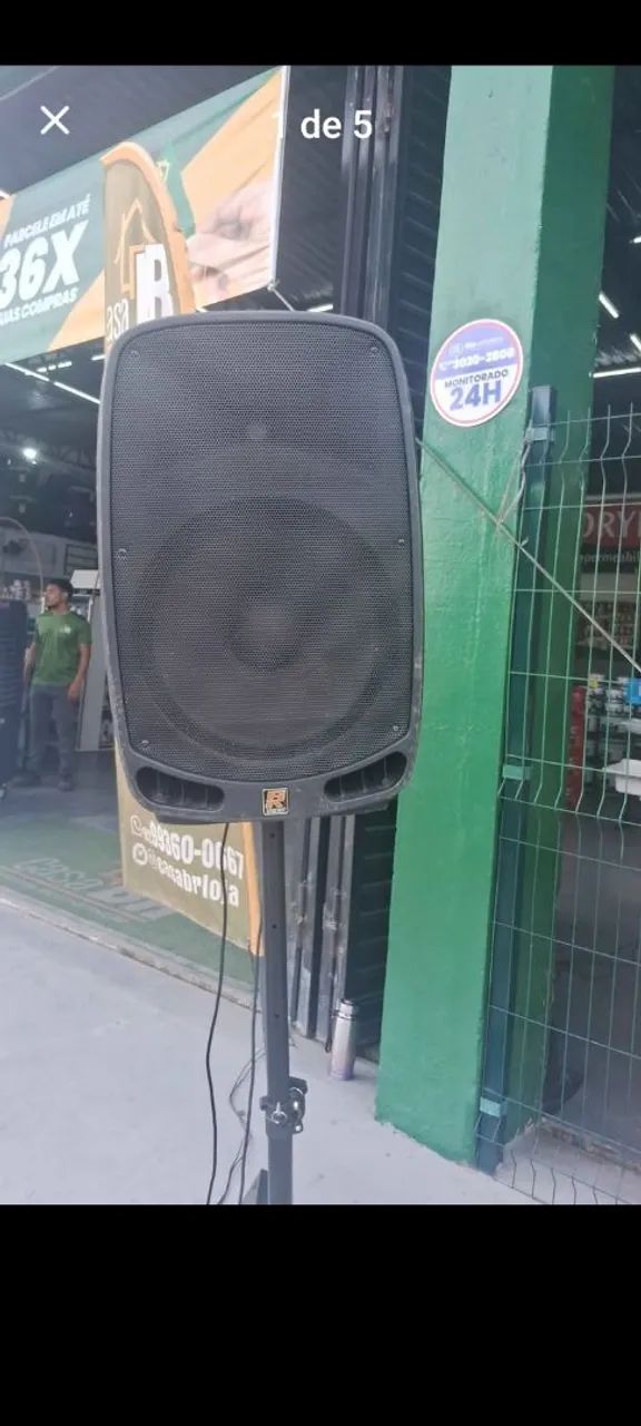 Vendo caixa staner PS1501 Com tripé  - Foto 2