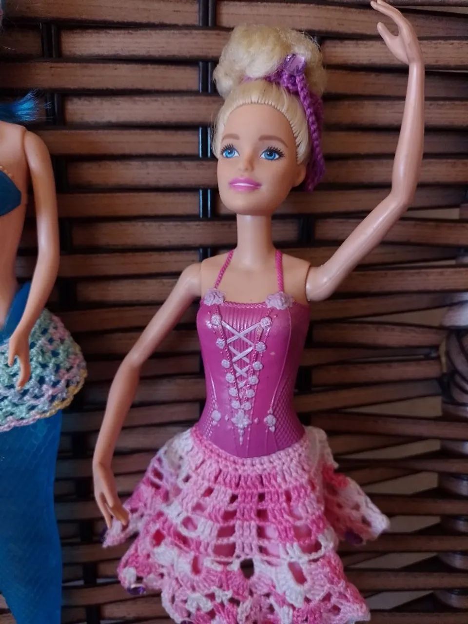 Bonecas Barbies bailarinas e sereia - Foto 2