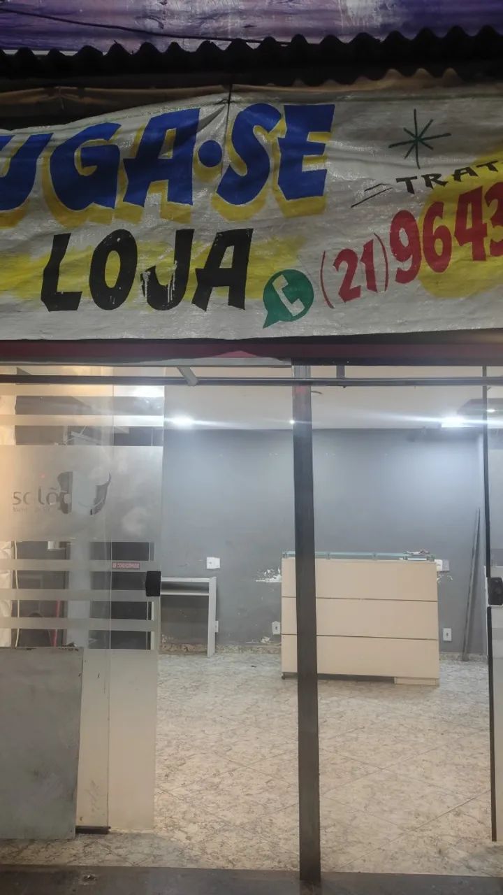 Loja de 3 andares com 20m² por andar 