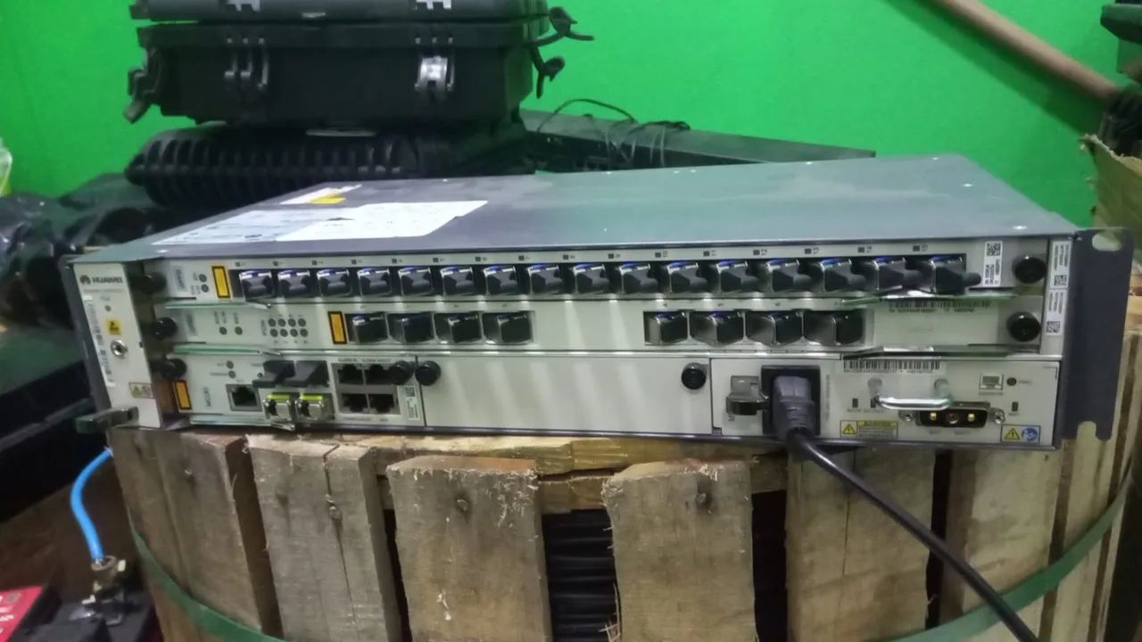Olt huawei ma5608t