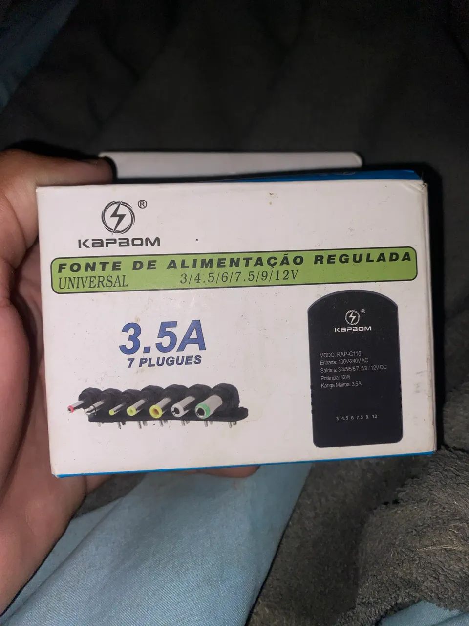 Fonte de Alimentação Regulada Universal Kapbom 3,5A - Nova