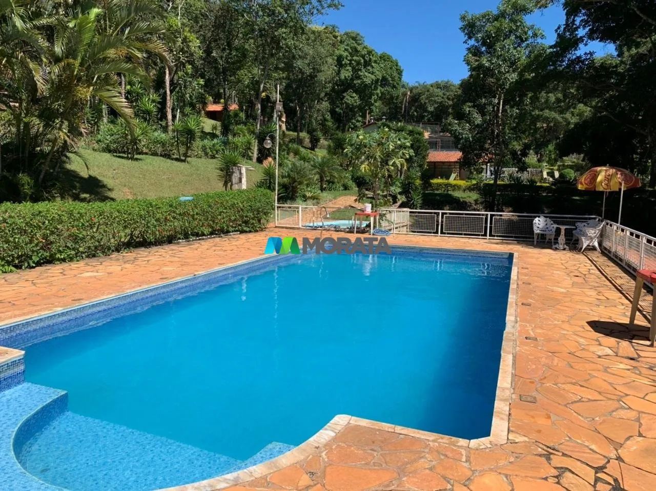 POUSADA À VENDA - 4,7 HECTARES - CAETÉ (MG)