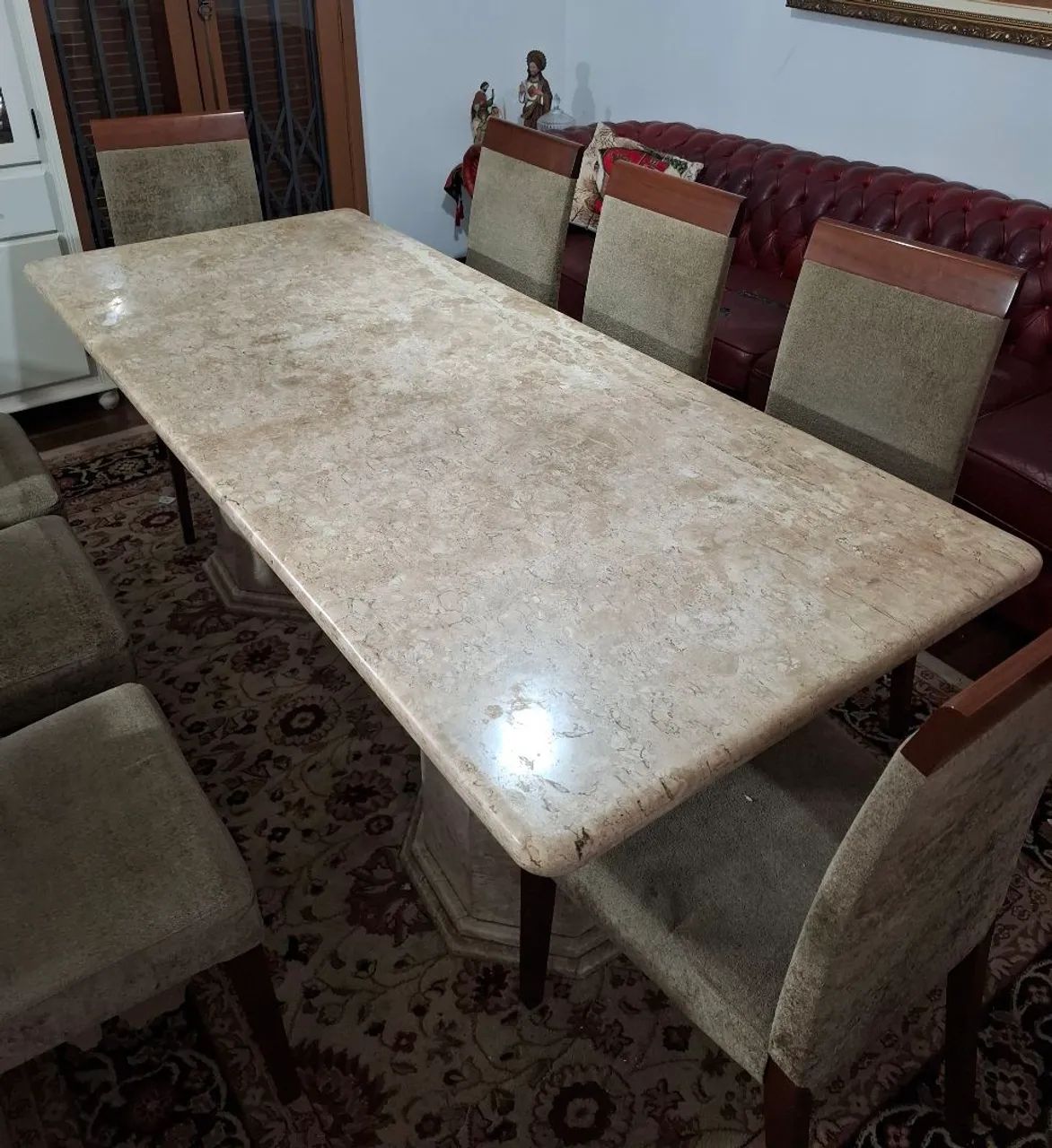 Mesa em granito travertino