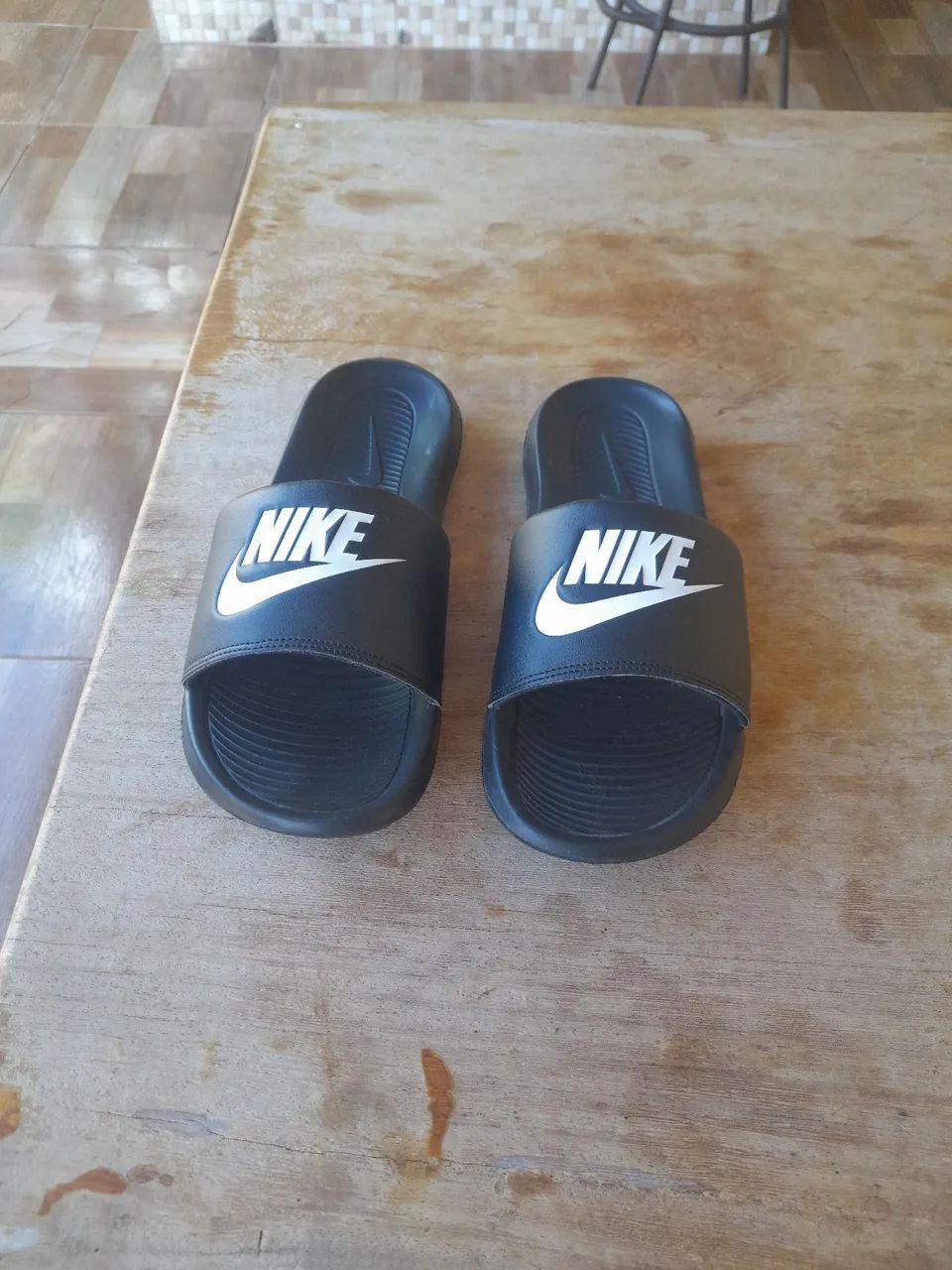 Chinelo slide NIKE