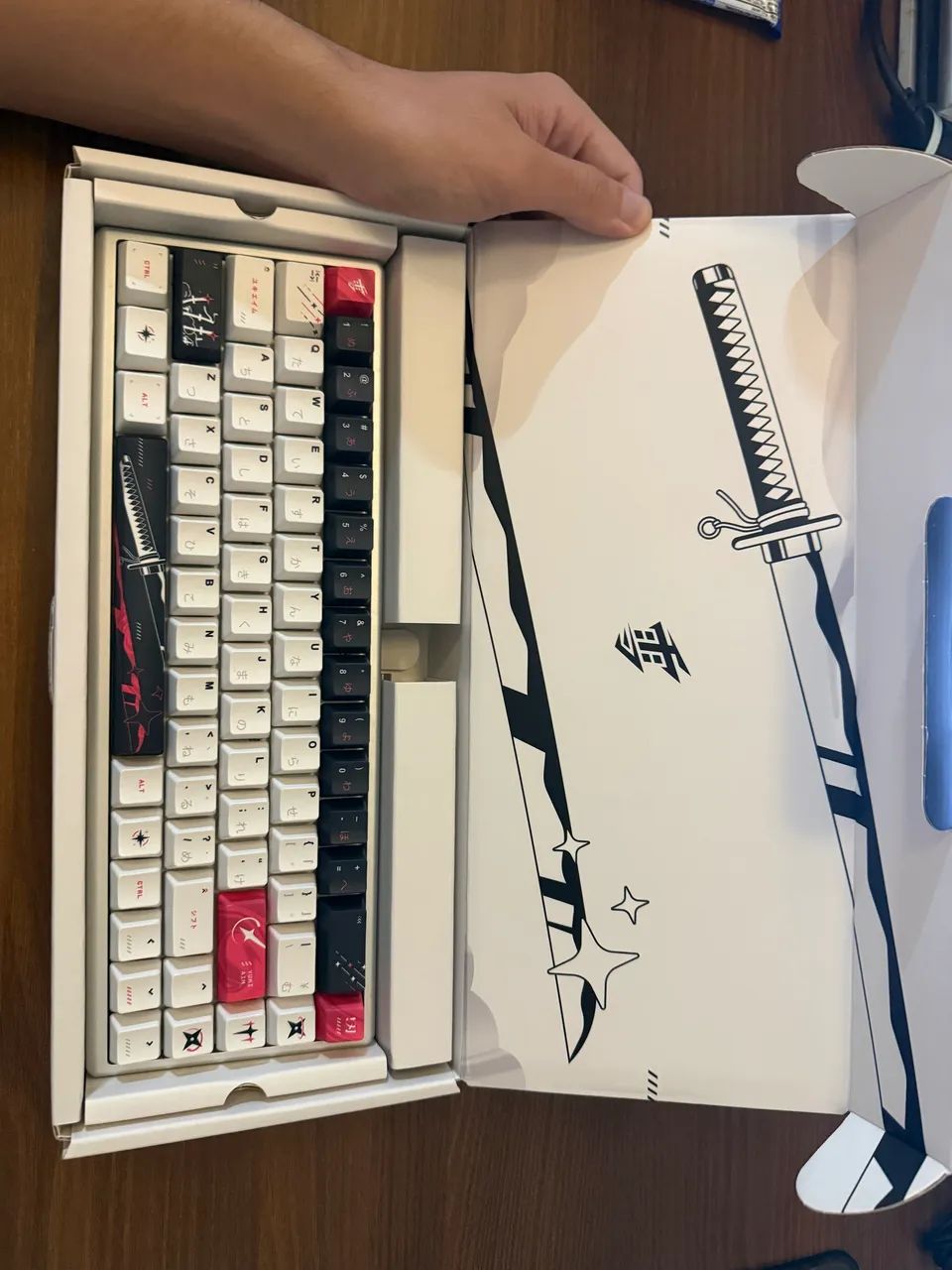 Teclado Magnético Yuki Aim Katana X Arbiter - Periféricos e