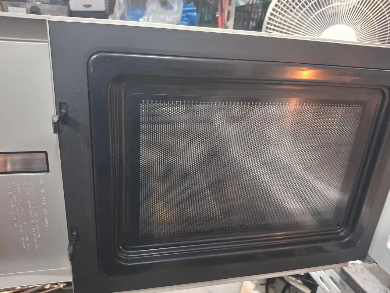 Microondas eletrolux 31 litros espelhado usado - Foto 4
