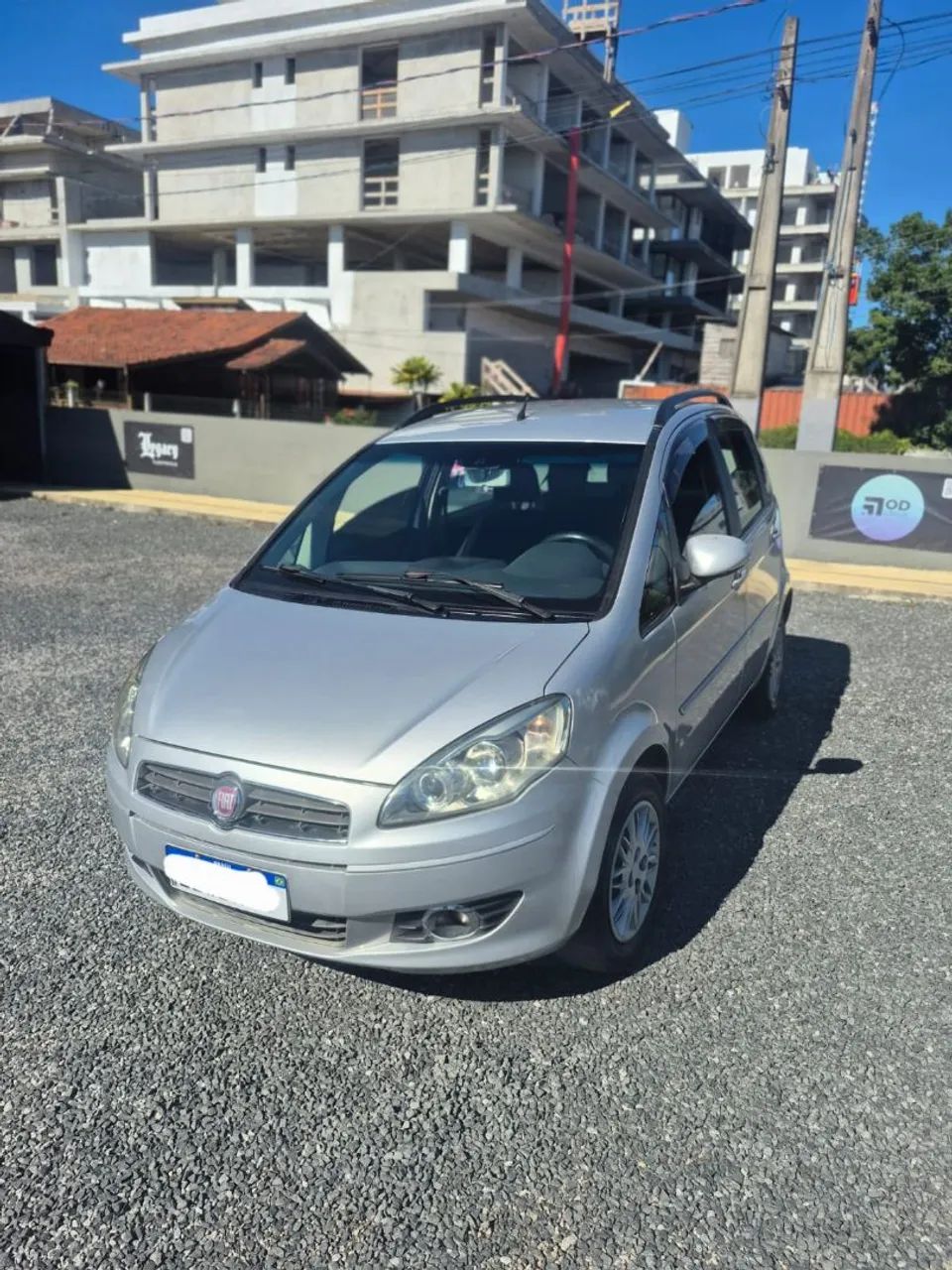 Fiat Idea Attractive 1.4 Fire Flex 8V 5P 2013 - Foto 5