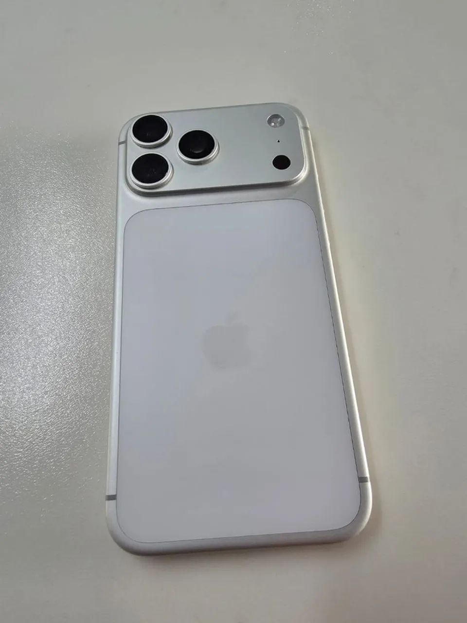 iPhone 17 Pro Max Prata 256GB BATERIA 100%