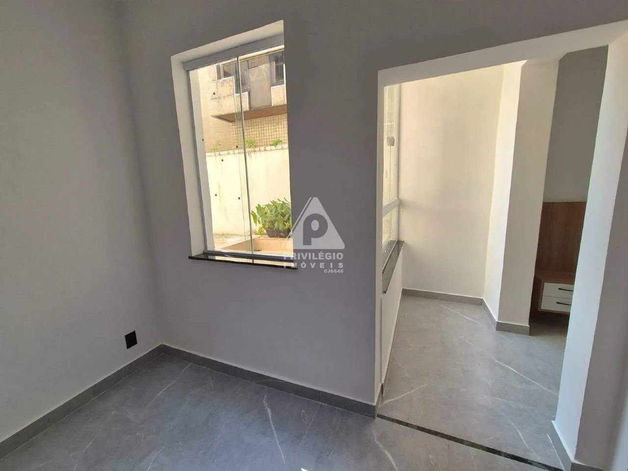 Sala e quarto reformado na Urca, com vista mar - Foto 3