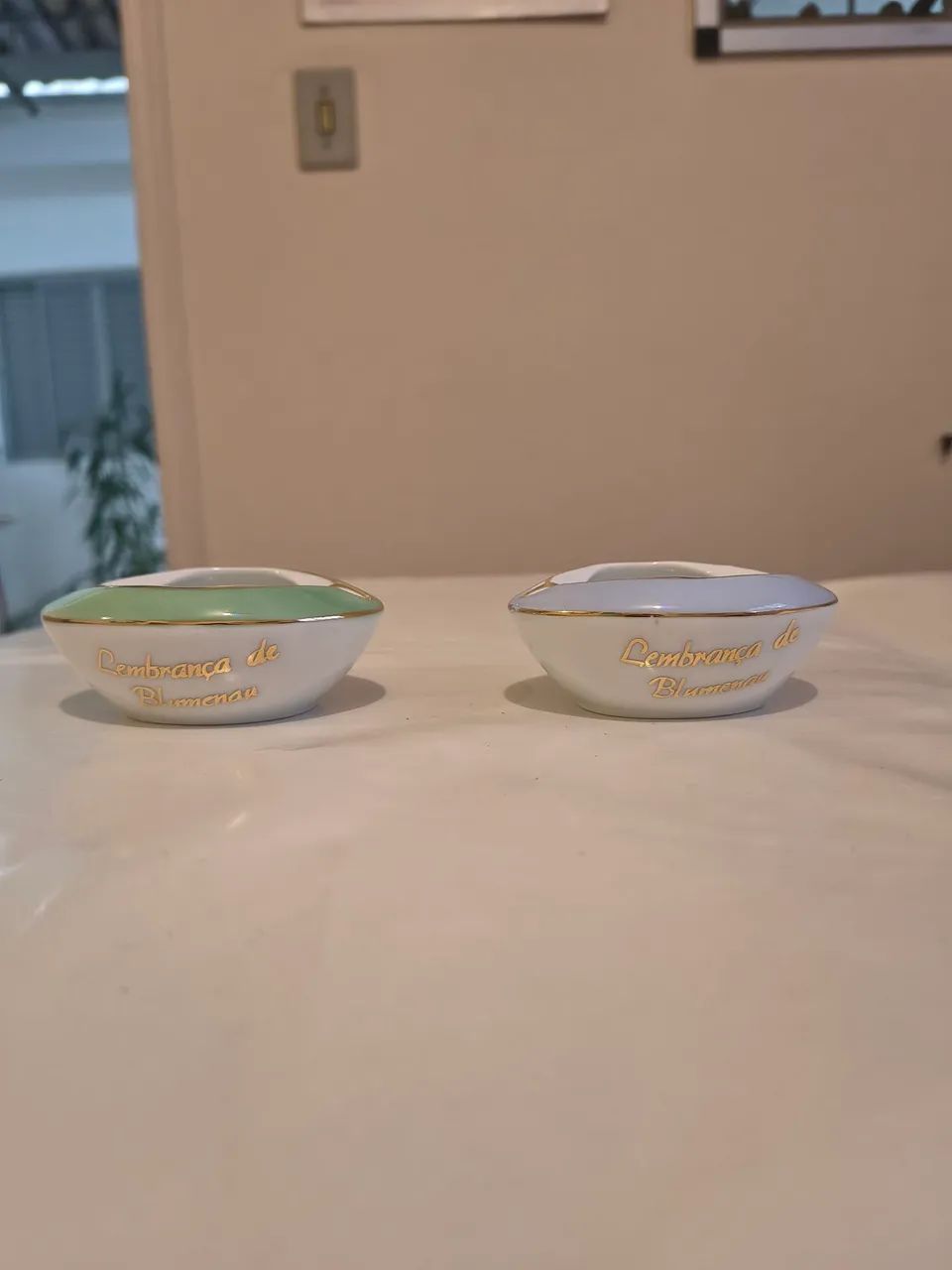 2 cinzeiros de porcelana antigos  - Foto 3