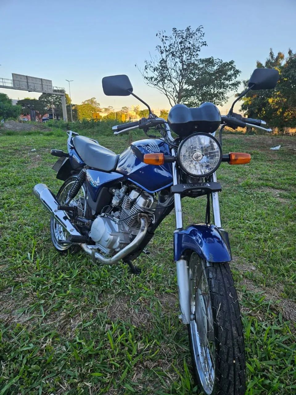 CG Titan 150 ES 2006  - Foto 3