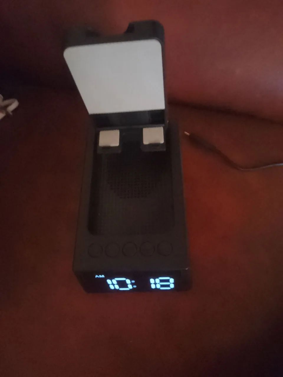 Vendo uma caixa de som 
