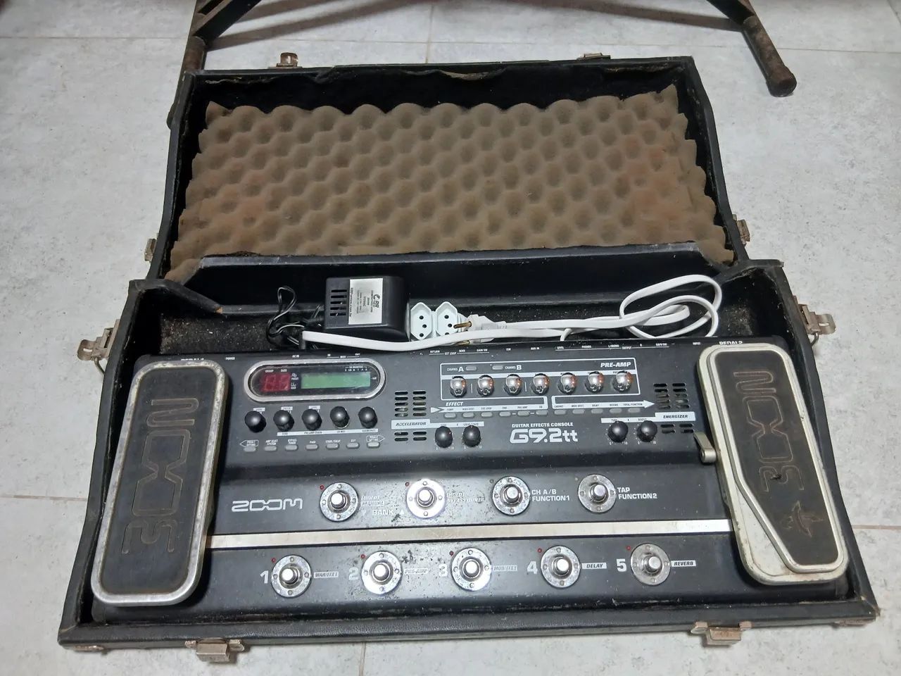Pedaleira zoom g9 2TT