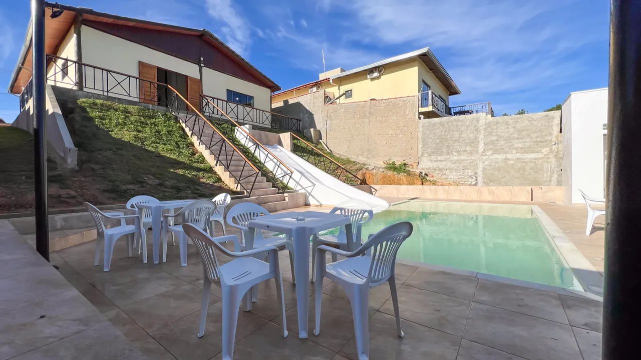 Chácara Cercada em Araçoiaba da Serra com Lazer Completo e Piscina