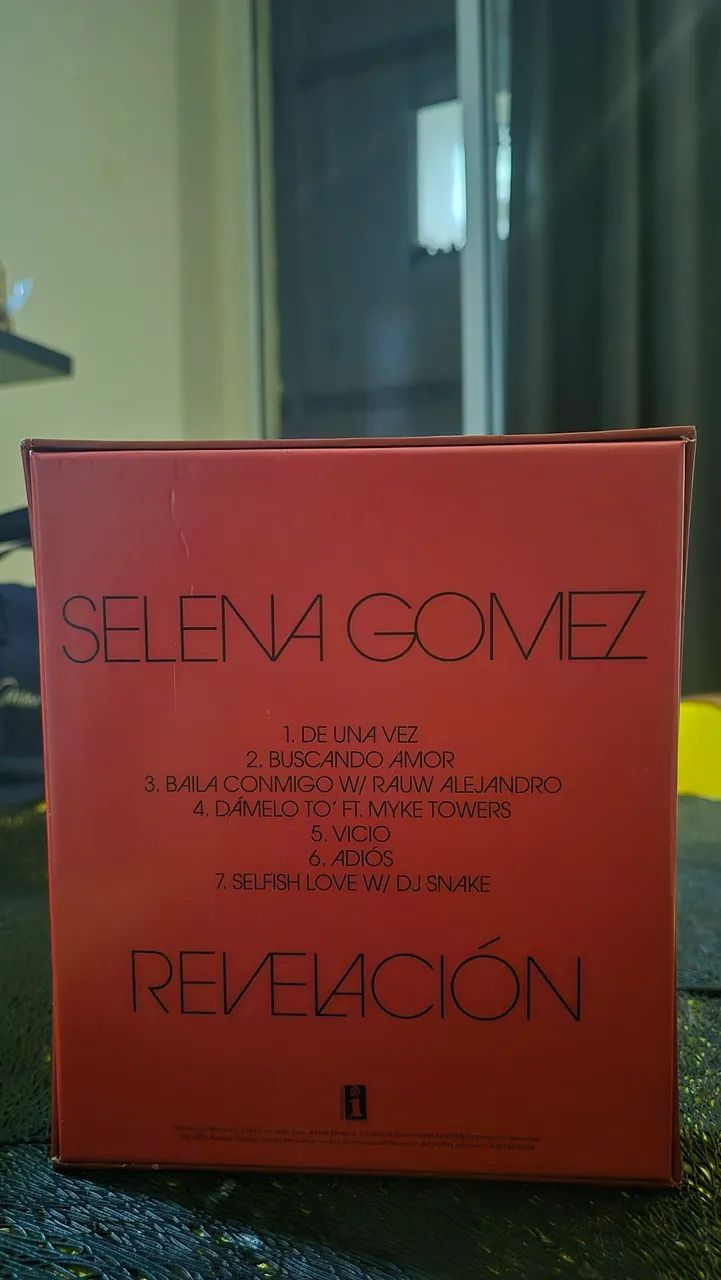 Selena Gomez - CD Revelación Box Set (Importado - Foto 2