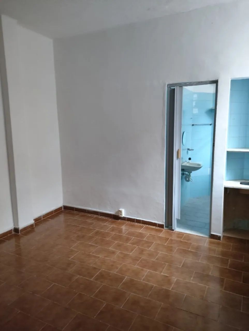 Apartamento Centro Quarto e banheiro - Foto 5