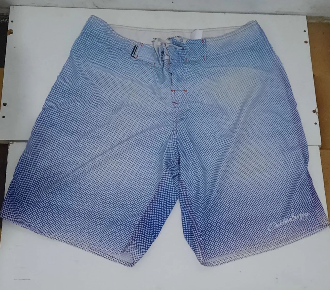 Bermuda Osklen aquaflex tamanho 44