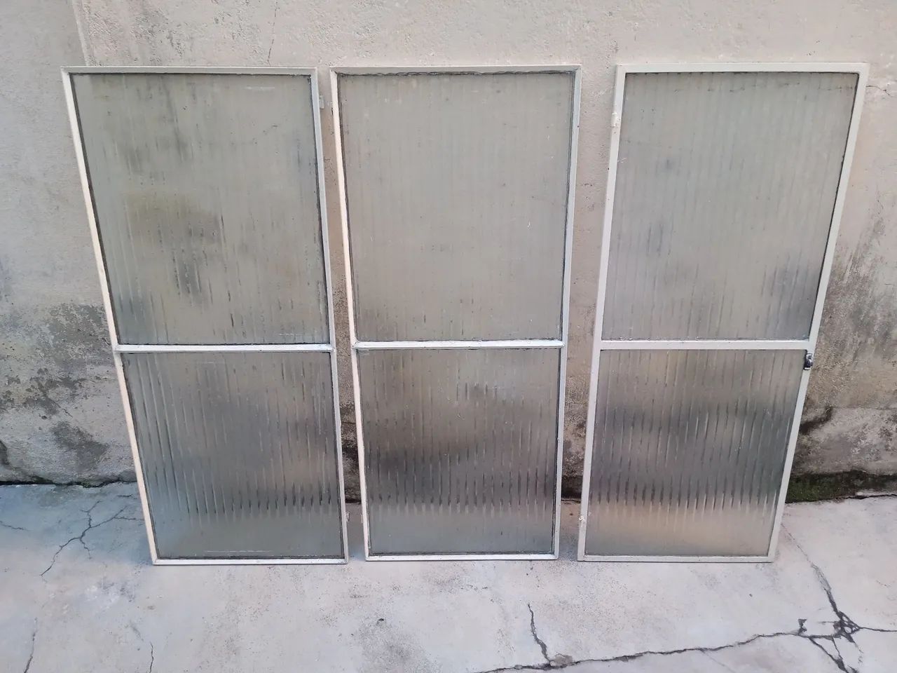 Janela de ferro401231871120527361