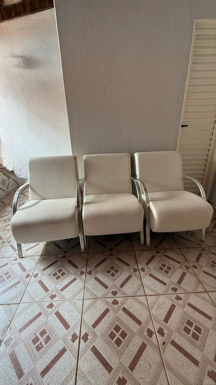 Poltronas brancas 