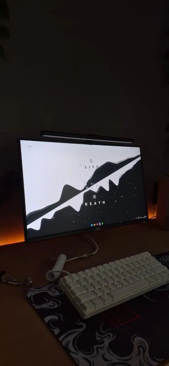 Monitor AOC 24p 180HZ - Foto 2