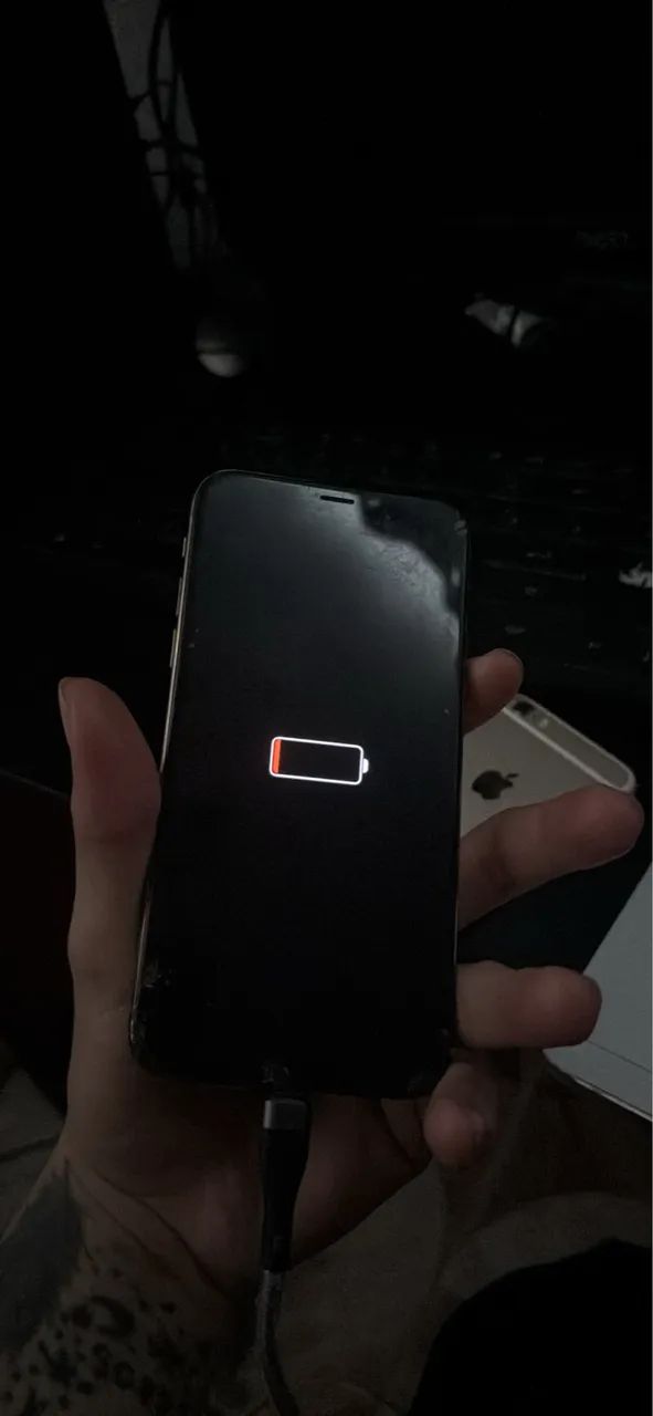 3 iPhone retirada de peça  - Foto 2