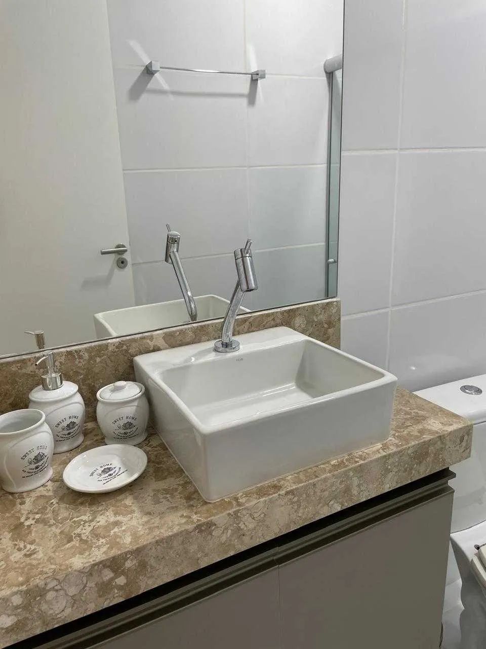 Ref. 424 Vende -se apartamento NOVO e MOBILIADO na Farolândia [2360] - Foto 4