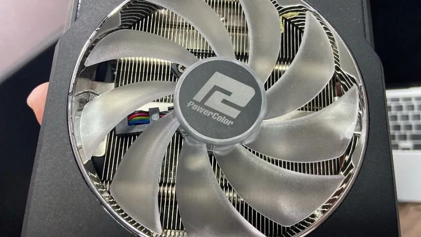 Placa de video amd rx 6600 8Gb - Foto 4