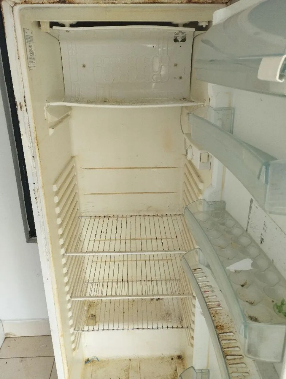 Vendo geladeira  - Foto 2