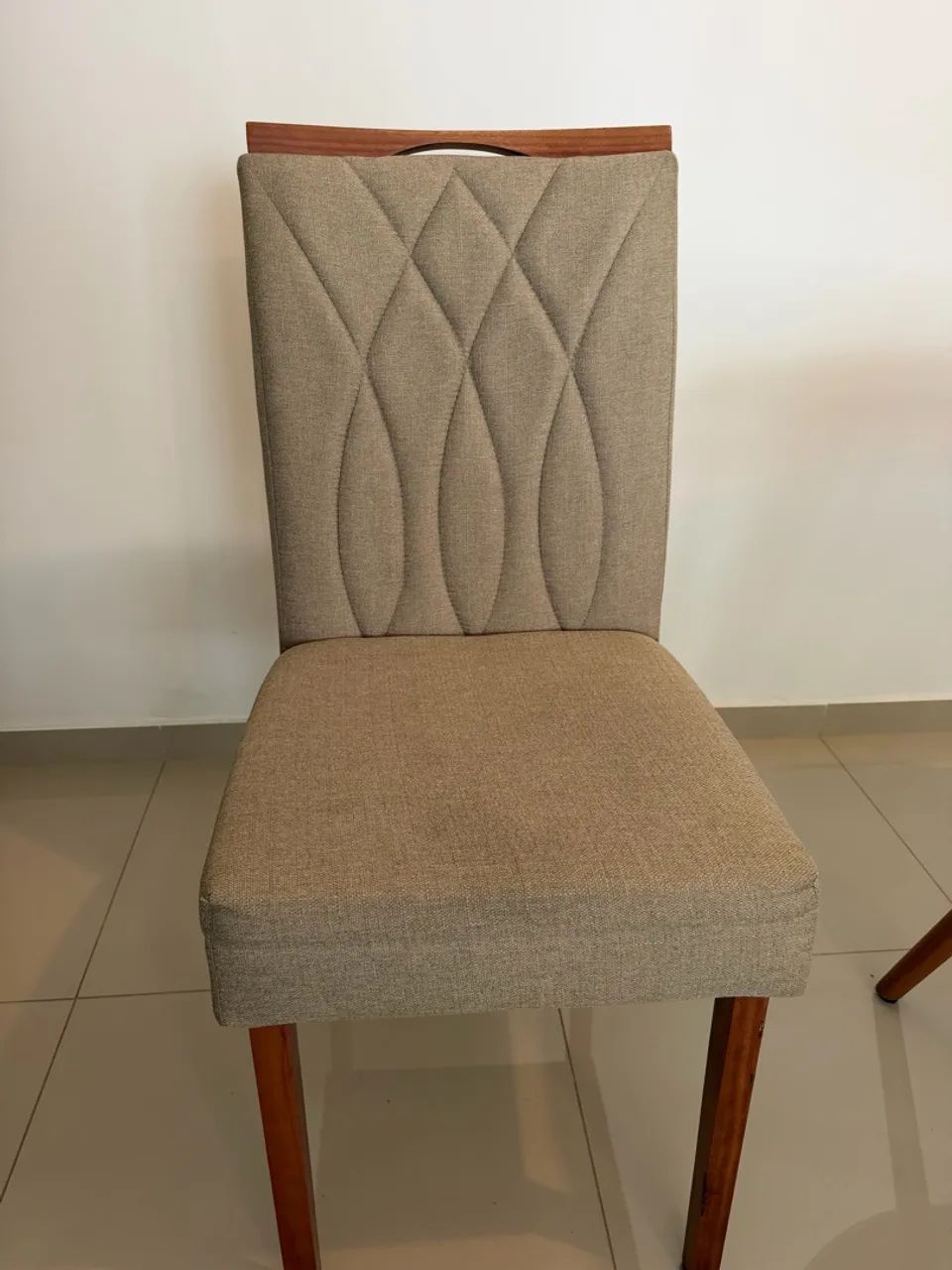 Vendo mesa com duas cadeiras - Foto 5