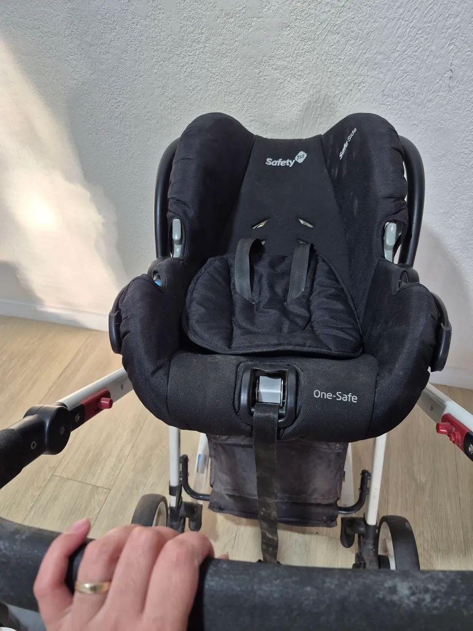 Carrinho Safety com bebe conforto  - Foto 4