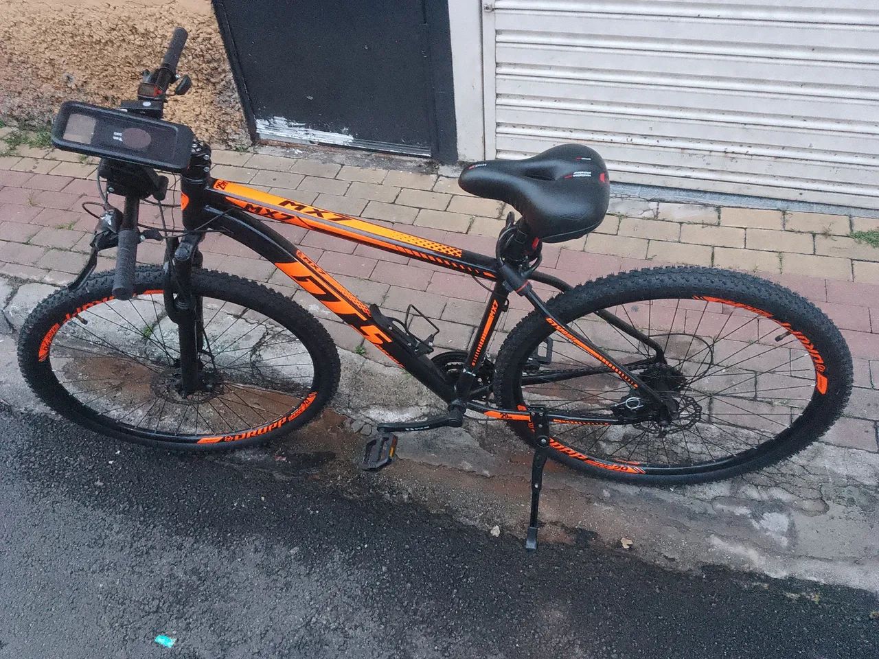 Bicicleta GT Sprint Aro 29 com acessórios (Aceito trocas)