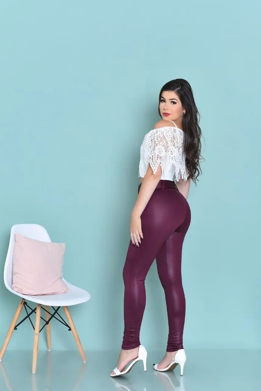 Roupas novas c/ etiqueta - Foto 2