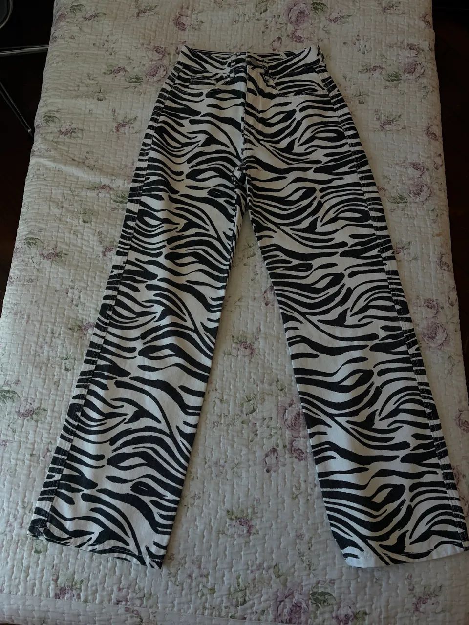 Calca zebra c&a 36