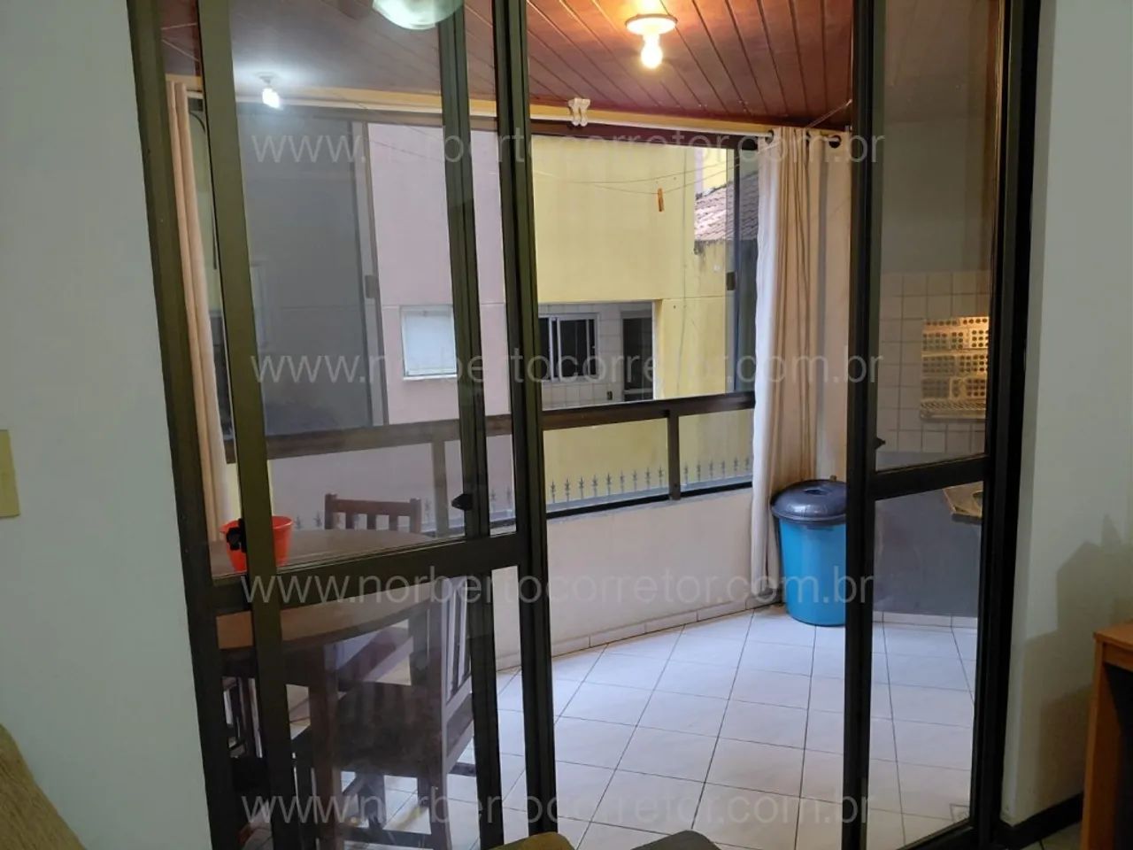 Apartamento 2 dormitórios mobiliado, Itapema SC - Foto 5