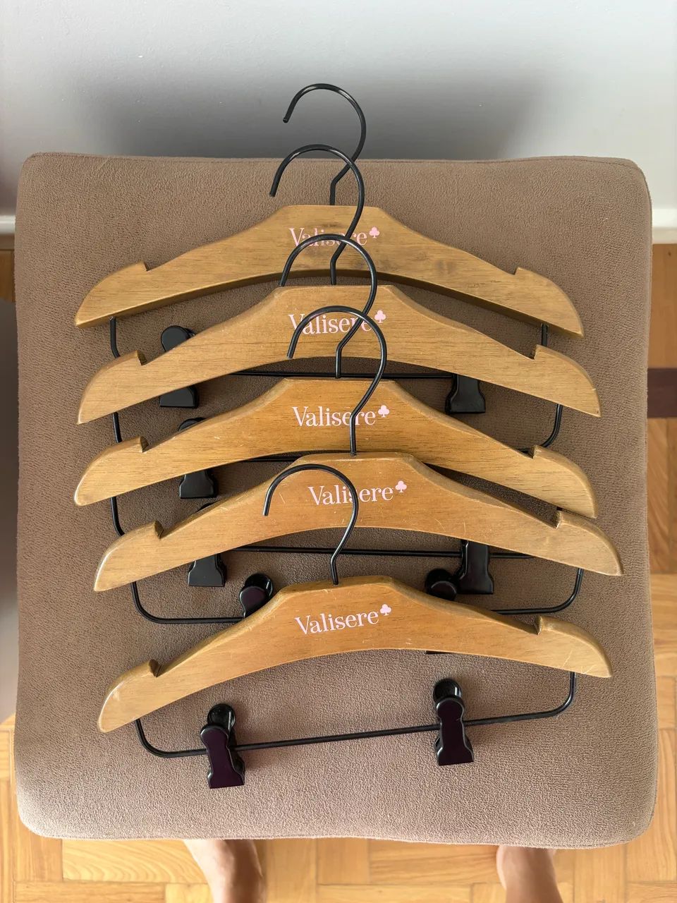 Cabides com ganchos 34cm - pack com 10 