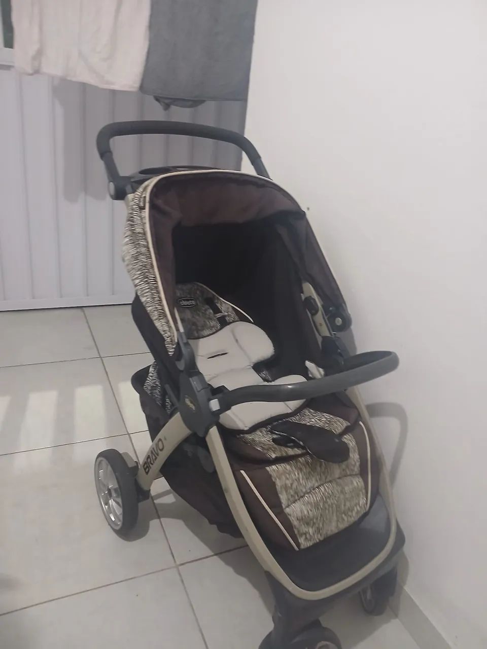 Carrinho de bebê+ bebê conforto - Foto 4