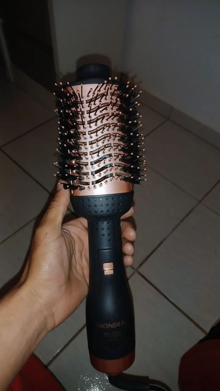 Escova secadora