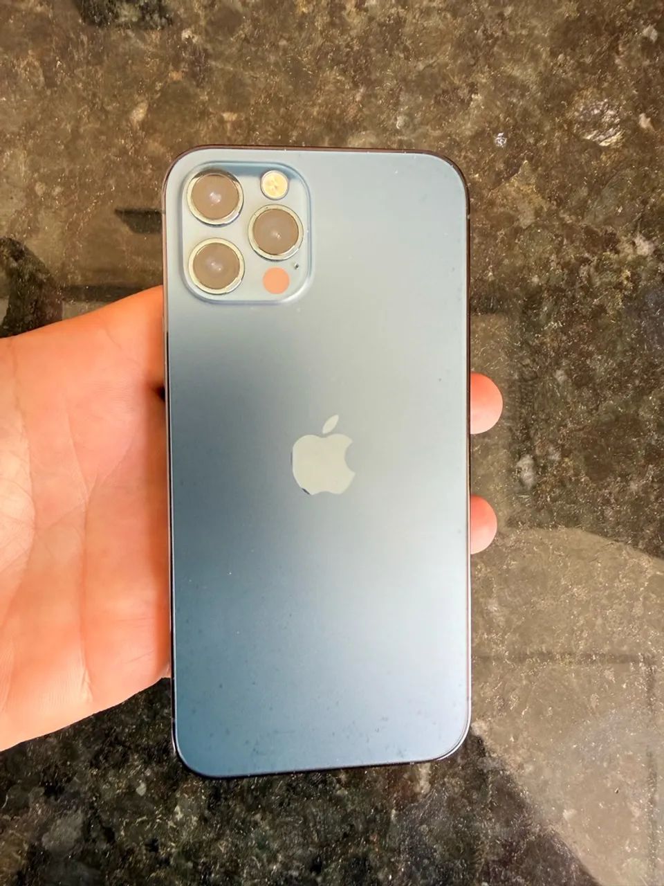 iPhone 12 Pro - Impecável - sem marcas de uso 