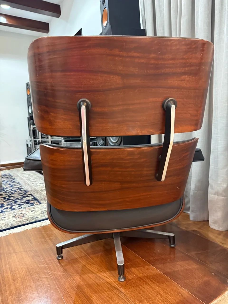 2 poltronas modelo charles Eames lounge chiar  - Foto 2