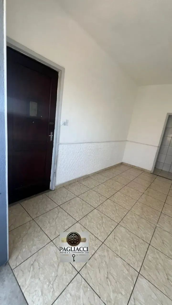 APTO 2º ANDAR - 2 QUARTOS - OLARIA - RUA PARANAPANEMA - Foto 3
