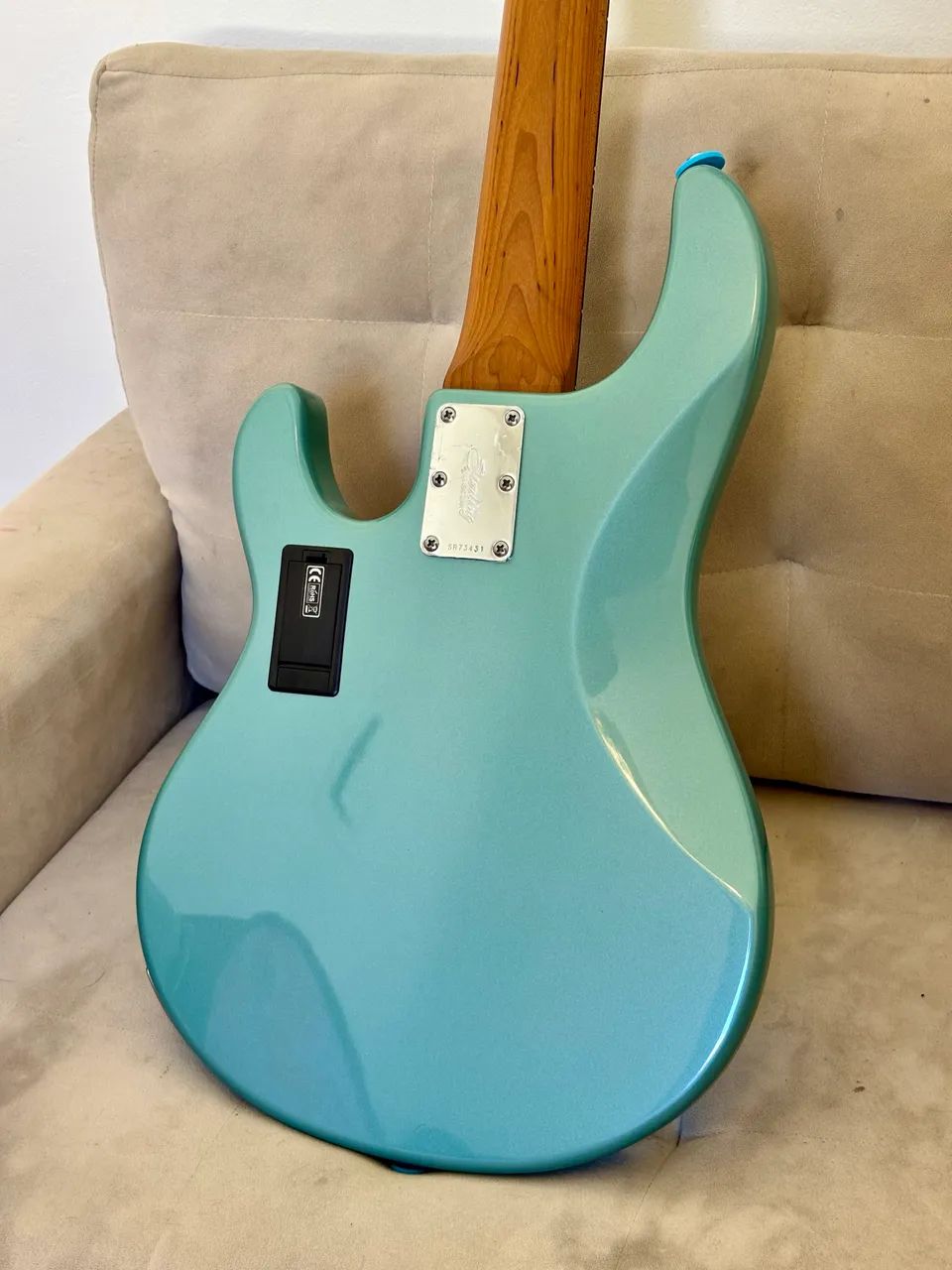 Baixo Sterling Ray 35  - Foto 4