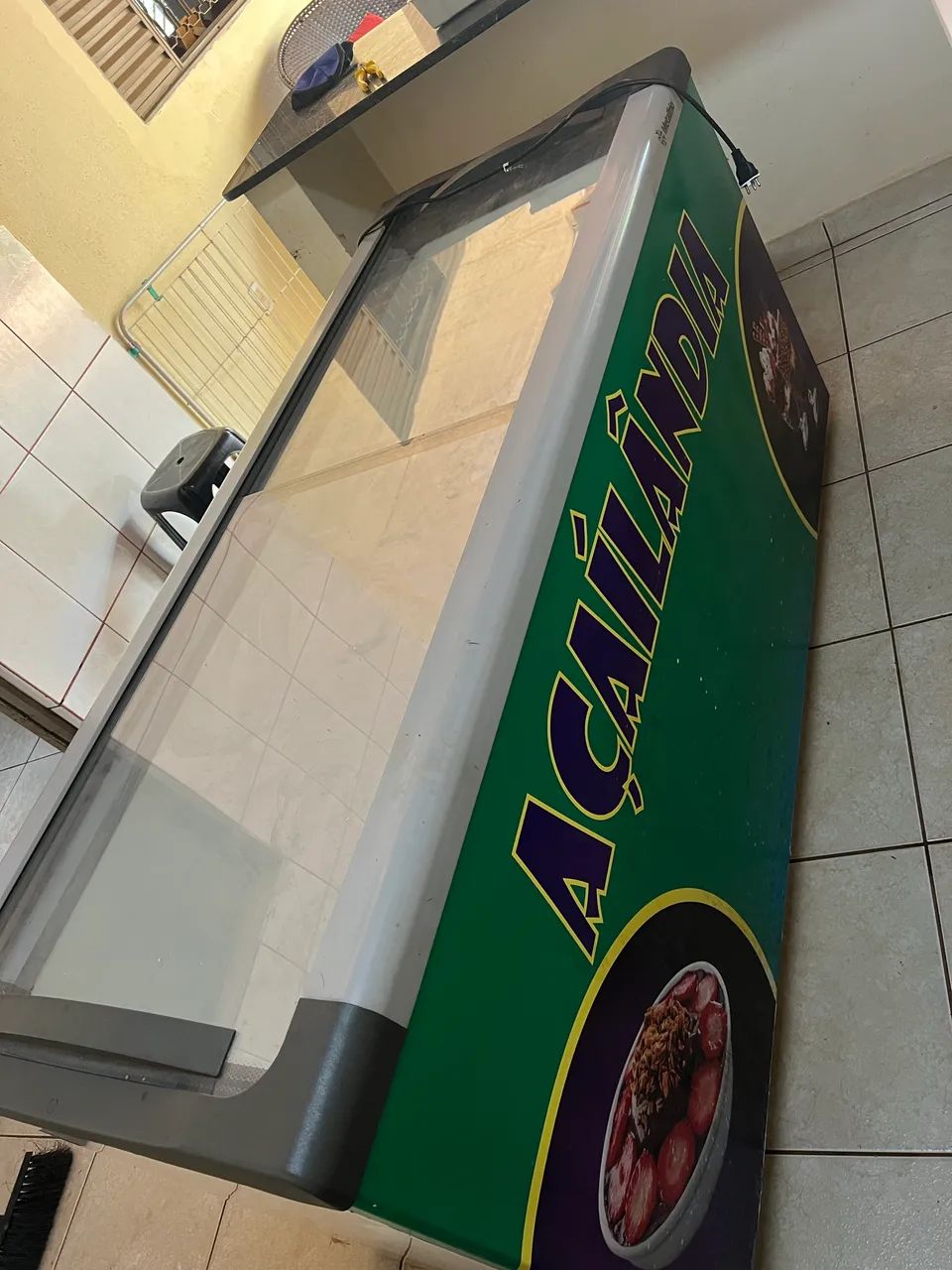 Freezer semi novo com excelente funcionamento  - Foto 3