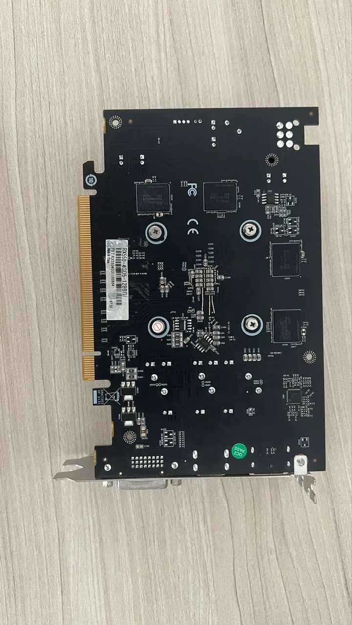 Placa de vídeo AMD RX 550 com 4GB VRAM - Foto 4