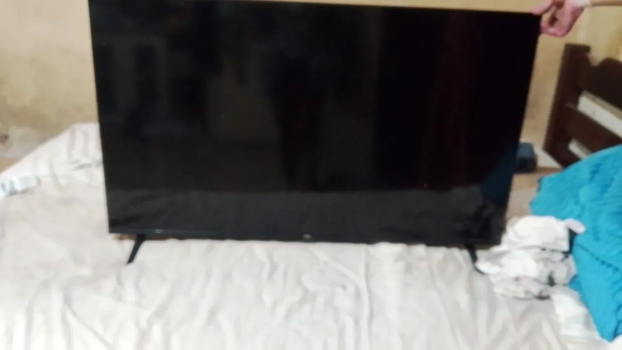 Vende-se tv TCL 43 polegadas  - Foto 2
