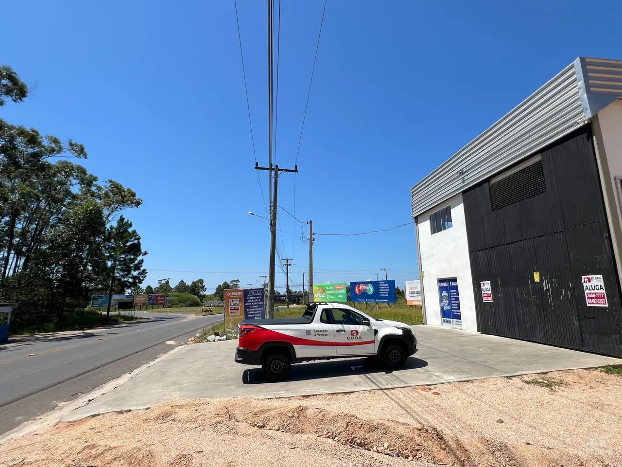 Galpão com aproximadamente 200 m² - Foto 3